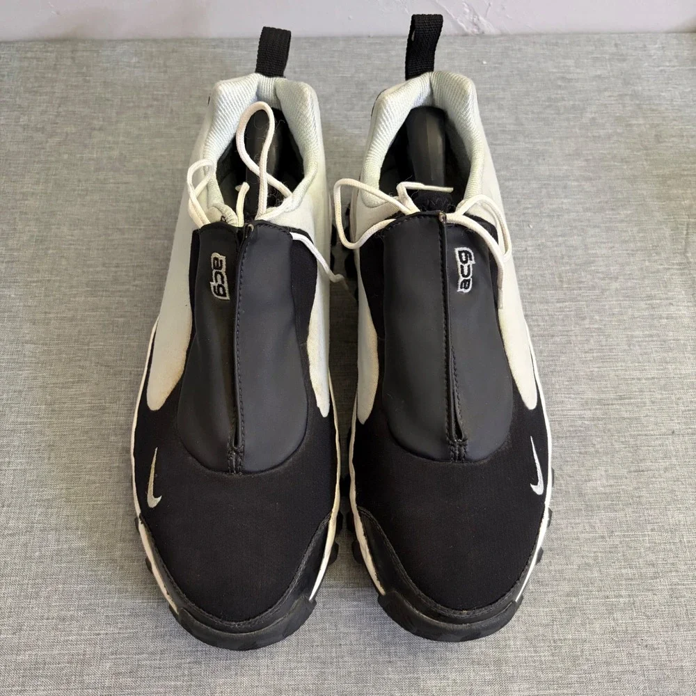 Nike ACG Air Shoes Women 10 Black White 302472-045 Vintage Shroud‎ Trail Hiking